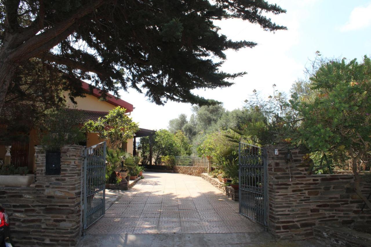 Bed and Breakfast La Mansarda à Biancareddu Extérieur photo
